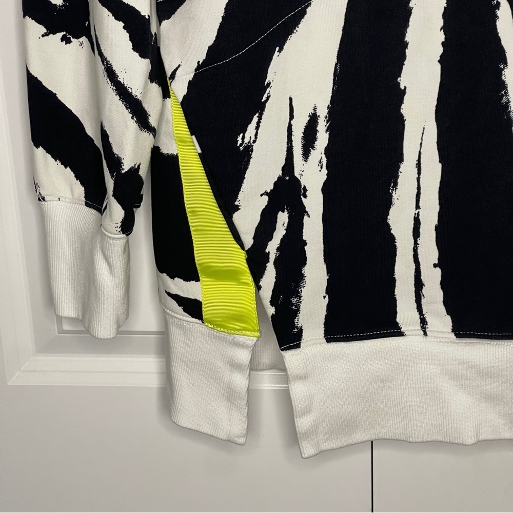 Fabletics Jasmine Size Small Side Slit Pullover H… - image 2